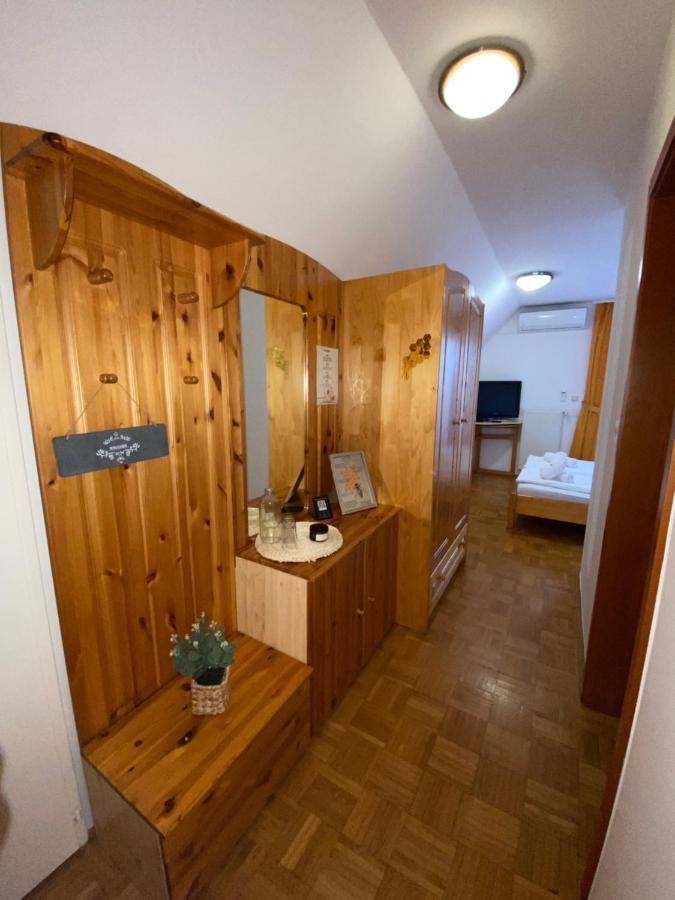 Guesthouse Pri Cebelici Lukovica pri Domžalah Kültér fotó