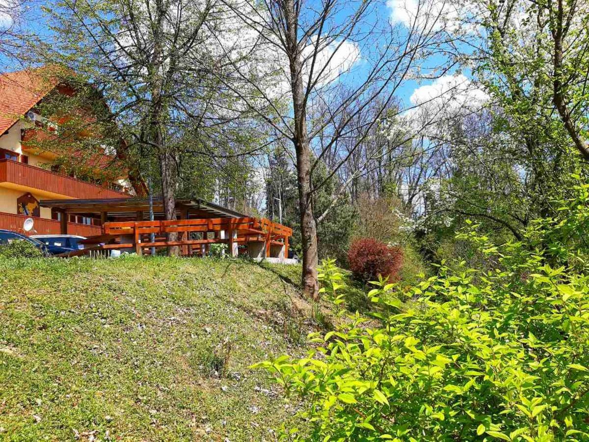 Guesthouse Pri Cebelici Lukovica pri Domžalah Kültér fotó